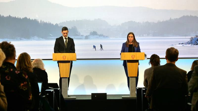 Klima- og miljøminister Andreas Bjelland Eriksen og fiskeri- og havminister Marianne Sivertsen Næss under møtet i Oslofjordrådet mandag 20. januar.