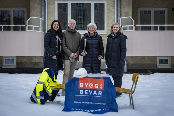 Adm.dir. i NHO Byggenæringen Nina Solli, Fagsjef i Bygg og Bevar Olle Christer Stenby, daglig leder i Bygg og Bevar Nina Solli, statssekretær i KLD Kjersti Bjørnstad.