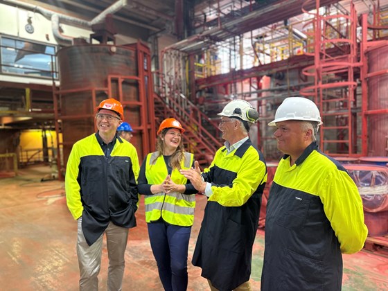 Næringsminister Cecilie Myrseth besøker industribedriften Nordox i Oslo.