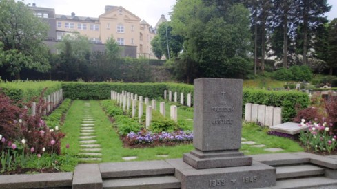 Bergen, Møllendal krigsgravplass.