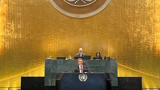 State Secretary Andreas Kravik holds a stament in the UN