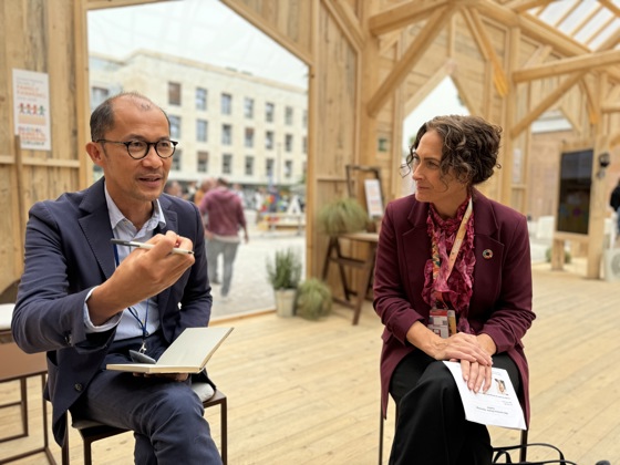 Westberg møter Oliver Oliveros, koordinator for Agroøkologi Koalisjonen