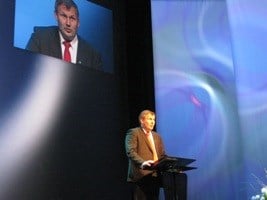 Terje Riis-Johansen under sitt innlegg på Statoils høstkonferanse og lanseringen av IEAs World Energy Outlook 2009. Foto: UC/OED