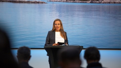 Fiskeri- og havminister Marianne Sivertsen Næss under en presentasjon i Marmorhallen