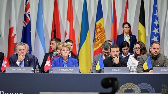 Forbundspresident Viola Amherd og Ukrainas president Volodymyr Zelenskyj,