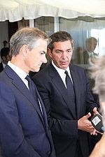 Utenriksminister Lambrinidis kom til Norge for å kondolere i forbindelse med terrorhendelsene 22. juli. Utenriksministrene hadde også samtaler om blant annet situasjonen i Midtøsten, med spesielt fokus på Libya og Syria, den finansielle situasjonen i euro-sonen og om andre bilaterale spørsmål som EØS-finansieringsordningen.