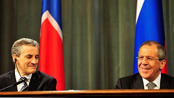 Støre og Lavrov i Moskva 03.02.10. Foto: Jan Tjernsli/ambassaden Moskva