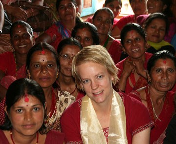 Statssekretær Ingrid Fiskaa besøkte Nepal i oktober 2010 blant annet for å markere Nepals nye nasjonale plan for kvinner, fred og sikkerhet. Foto. Kristin Enstad, UD