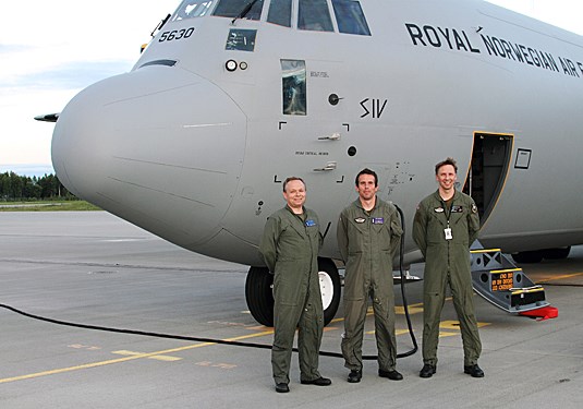 Forsvarets nye transportfly C-130J ved ankomst Gardermoen 30. juni 2010. - Foto: Forsvaret