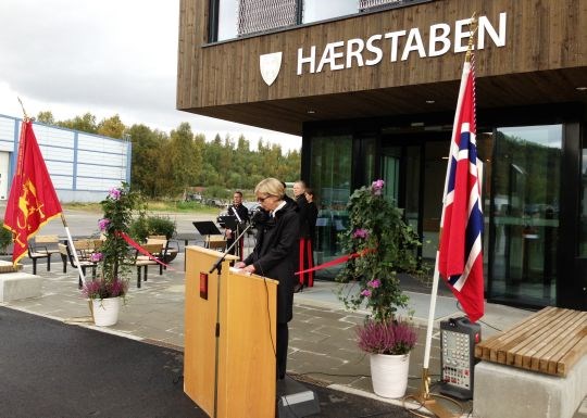 Forsvarsminister Anne-Grete Strøm-Erichsen holdt tale ved åpningen av nytt ledelsesbygg for GIH