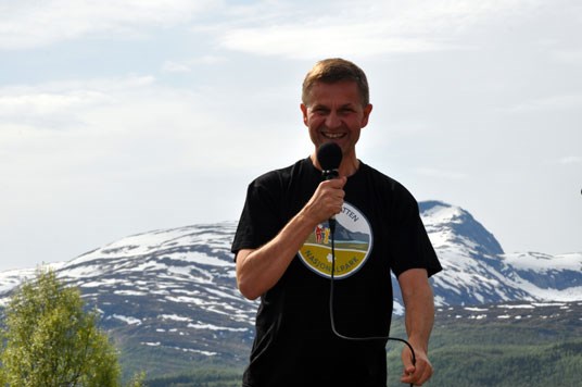 Miljø- og utviklingsminister Erik Solheim åpnet Sjunkhatten nasjonalpark. Foto: Miljøverndepartementet.